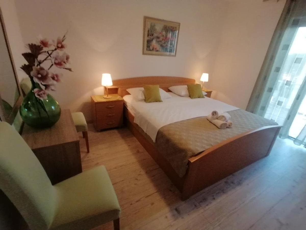 Apartmani Niki Hvar هفار المظهر الخارجي الصورة
