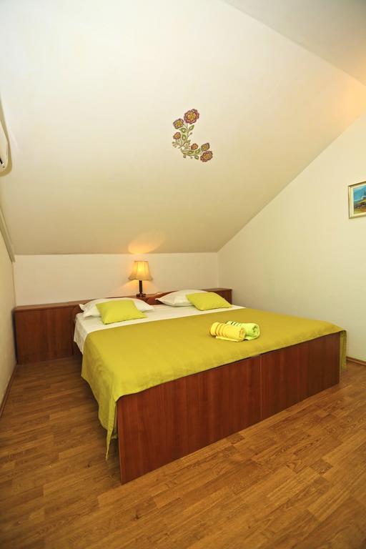 Apartmani Niki Hvar هفار الغرفة الصورة