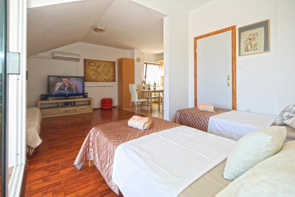 Apartmani Niki Hvar هفار الغرفة الصورة