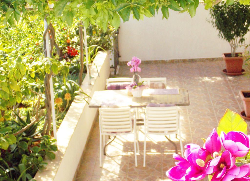 Apartmani Niki Hvar هفار المظهر الخارجي الصورة
