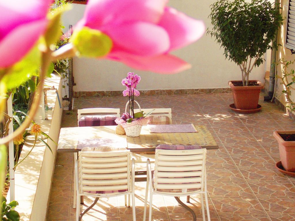 Apartmani Niki Hvar هفار المظهر الخارجي الصورة